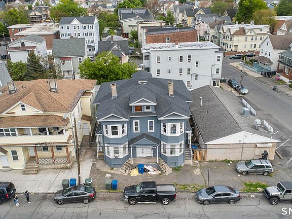 5th image of 396 Benham Avenue