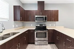 2 bed, 2.0 bath, 1200 sqft, $1,100 — Photo 3