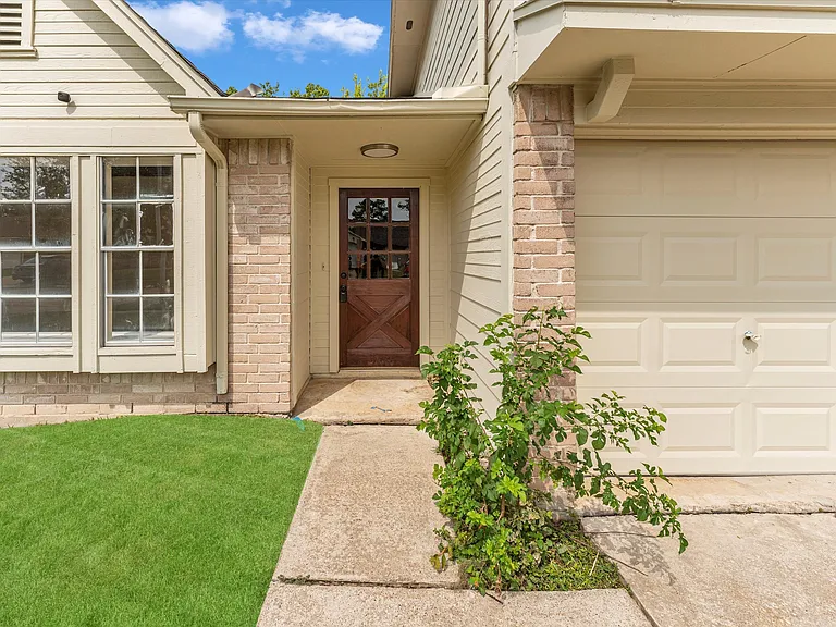 10311 Blue Oak Dr — Photo 3