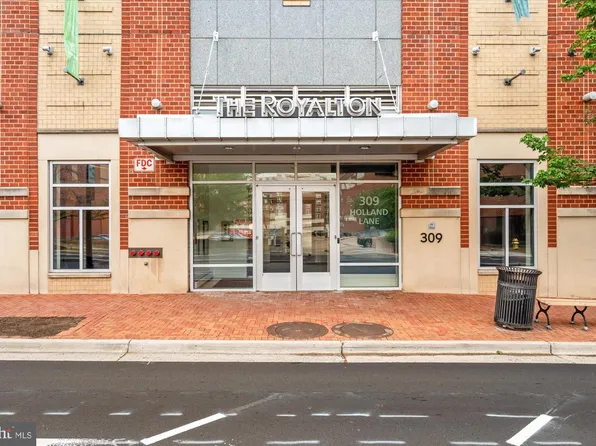 309 Holland Ln Unit 320, Alexandria, VA 22314