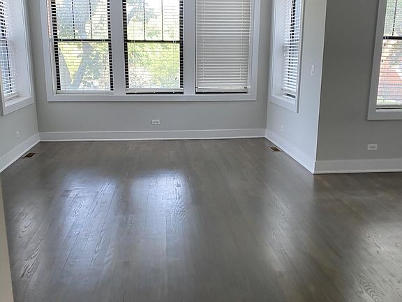 3rd image of 2620 N Rockwell St #1E