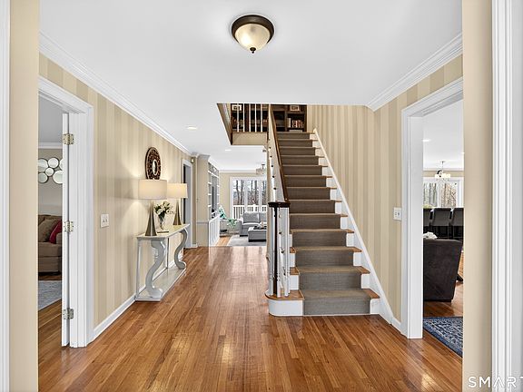 4th image of 42 Great Hill Road