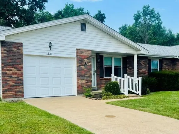 893 Woodridge Dr, Arnold, MO 63010