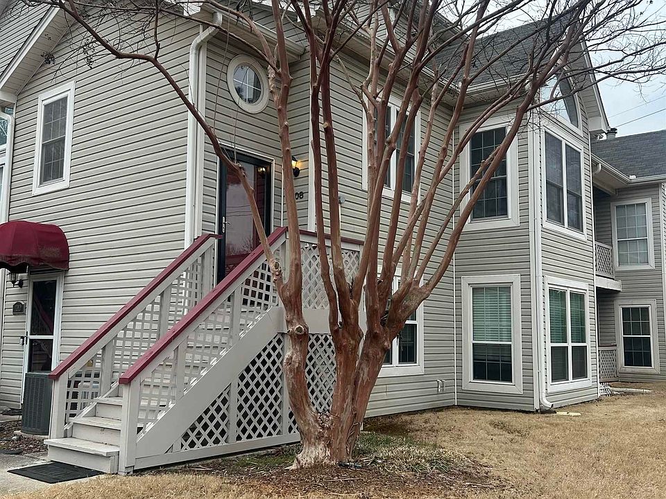 2nd image of 1008 Stones Throw Dr NW #1008