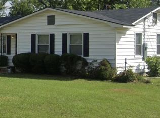 2557 Crescent Dr, Albany, GA 31705