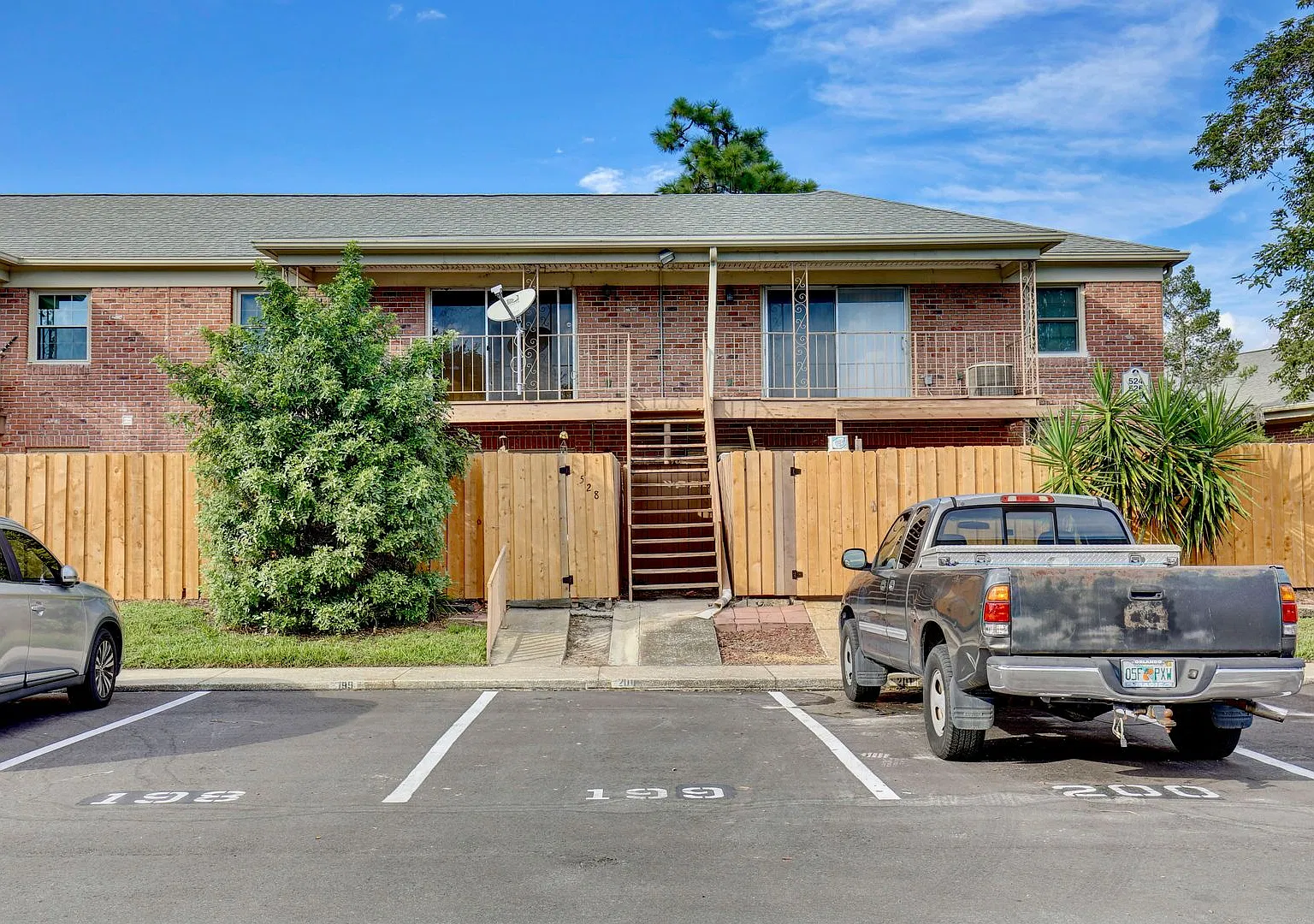 Spacious 1/1 Condo with Water Utility Included at Lake Howell Arms Condominiums - Casselberry — Photo 1