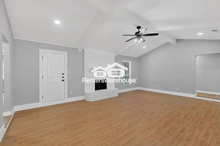 733 Ridgewood Cir — Photo 8