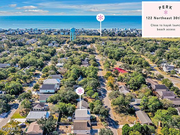 3rd image of 122 NE 30th Street