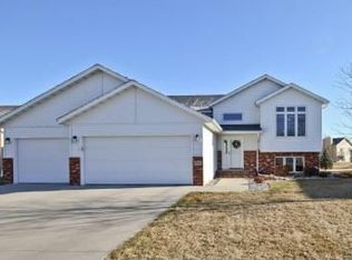 3914 22nd St S, Fargo, ND