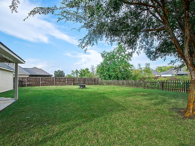 14348 Summerset Dr — Photo 16