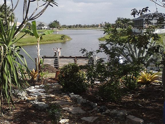 Lake View off Backyard