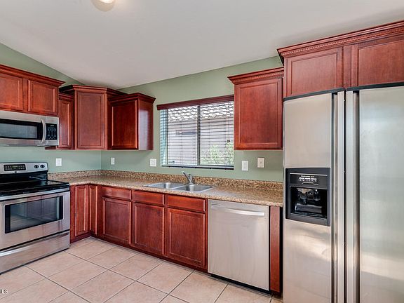 3rd image of 23898 N High Dunes Dr