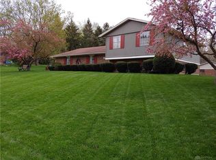 3685 Blythewood Dr, Dayton, OH 45430