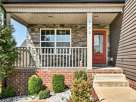 3rd image of 898 Wild Elm Ct