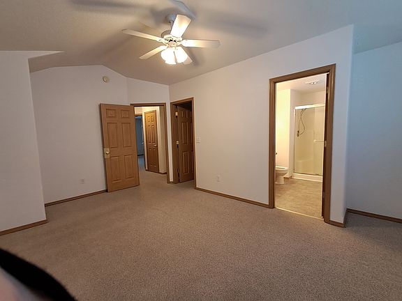 5th image of 2222 NE 137th Ct