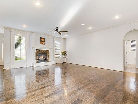 5th image of 16204 Bluejacket St