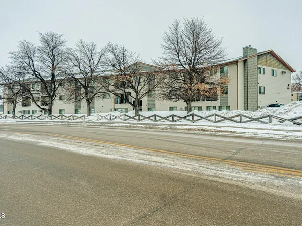 1112 Portland Dr APT 101, Bismarck, ND 58504
