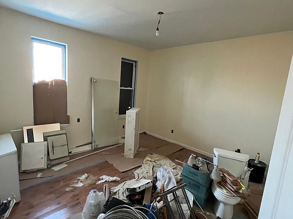5th image of 1261 Boynton Ave #1