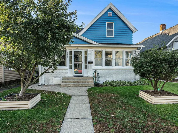 131 E 6th St, Mishawaka, IN 46544