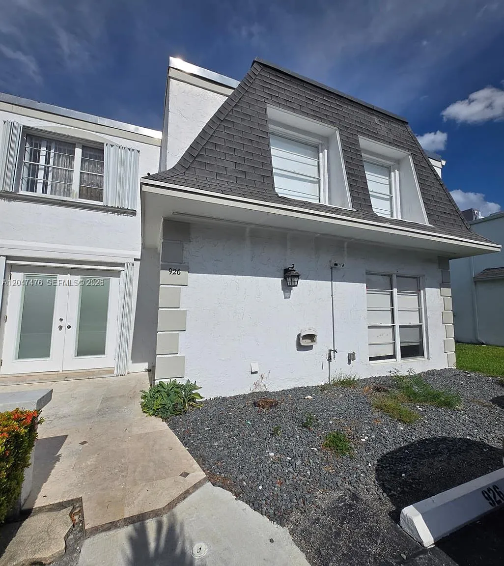 Townhouses Of Venetian Pa — Photo 1
