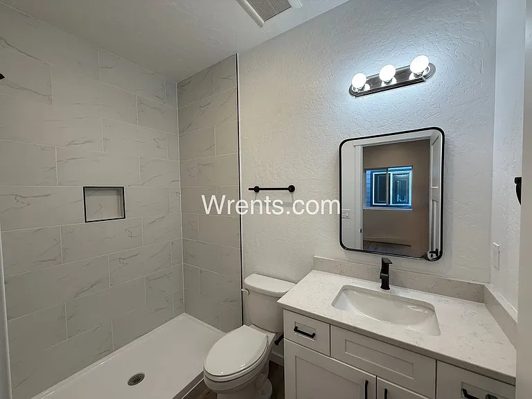 3710 E Liberty Ave — Photo 10