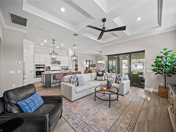 5th image of 9681 Everglades DR