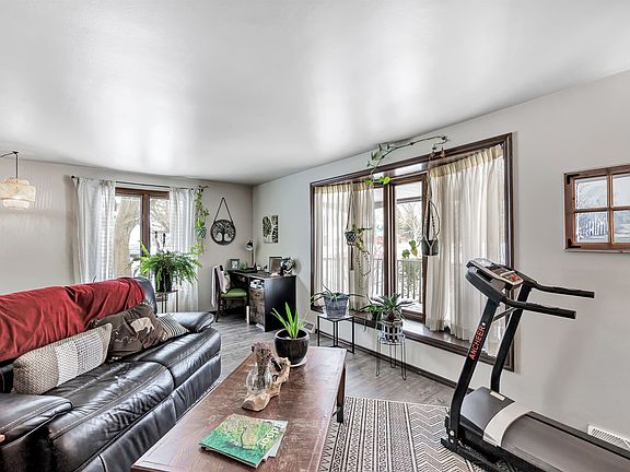 3rd image of 253 Scout Way