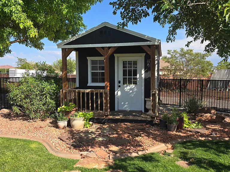 264 N 100 W — Photo 45