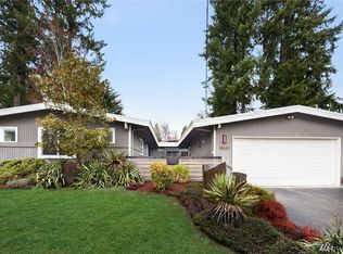 16626 SE 9th St, Bellevue, WA 98008