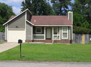 132 Maranatha Cir, Spring Lake, NC 28390