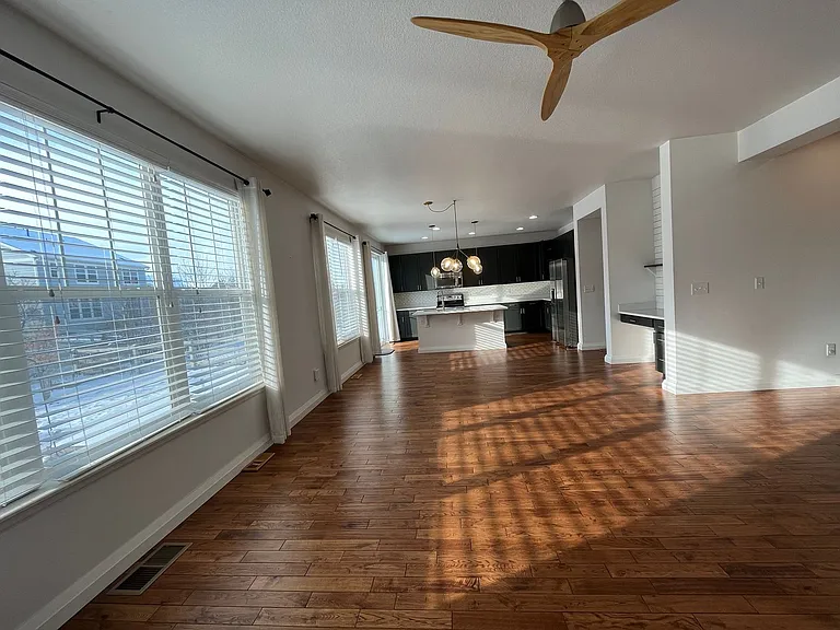 3233 Anika Dr — Photo 13
