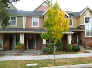 2539 NW Crossing Dr, Bend, OR 97703