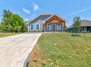 2806 San Gabriel Dr, Granbury, TX 76048
