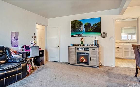 4th image of 5953 Briercrest Ave