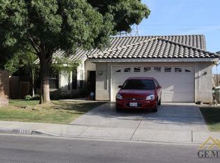 1701 Vinca Ct, Bakersfield, CA 93304