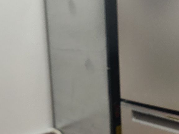 4th image of 1032 Wood St Unit 402
