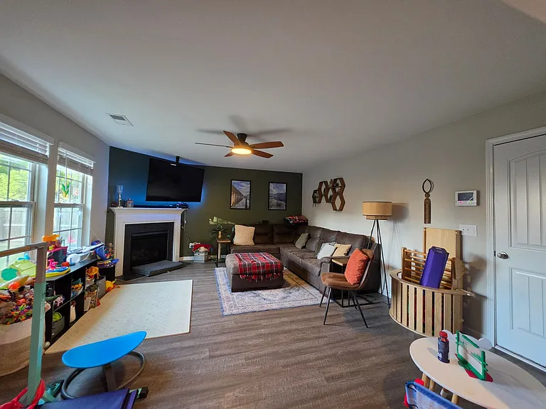 147 Niblick Dr — Photo 6