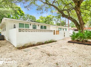 208 E 22nd Ave, Gulf Shores, AL 36542