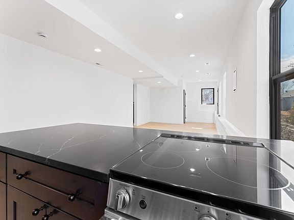 3rd image of 6515 Nashville Ave Floor 1