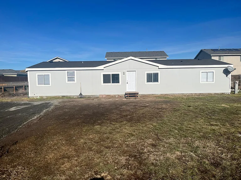 115 Riel Ln — Photo 1