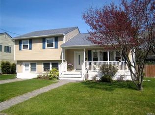 4 Kingsley Pl, Newburgh, NY 12550