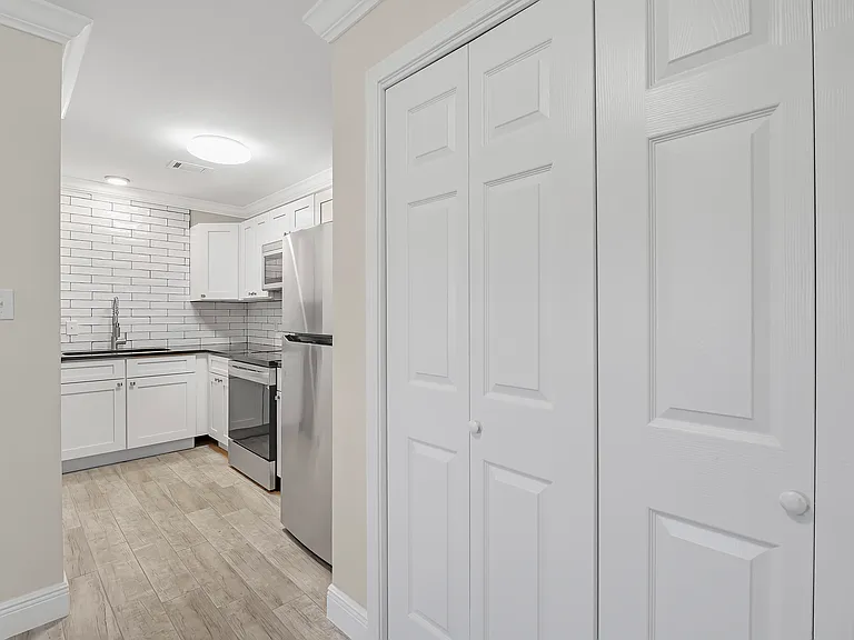Robertsdale Village Apartments — Photo 45