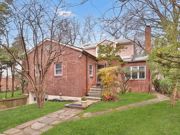 617 West 227th Street image 3 of 15