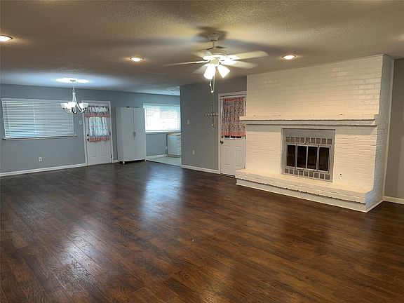 5th image of 2713 Westview Dr