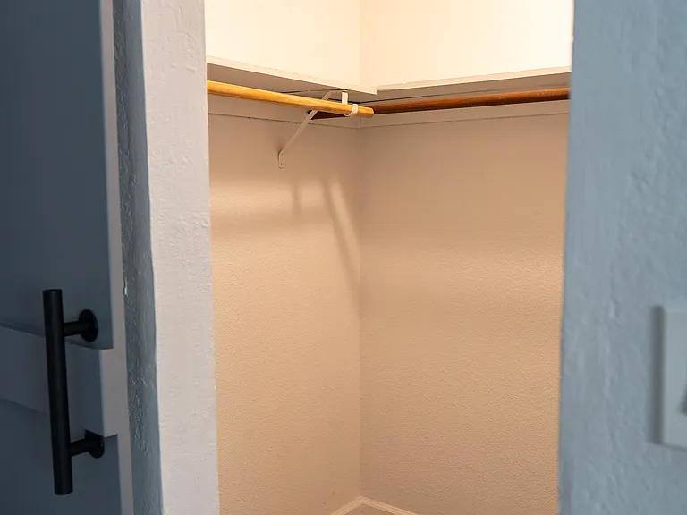 3500 Summit Dr — Photo 13