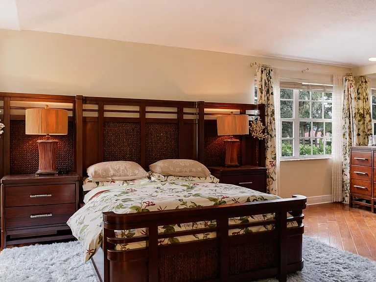 2070 Chagall Cir — Photo 48