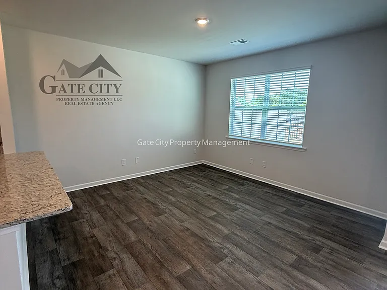 1206 Broholmer Ln — Photo 4