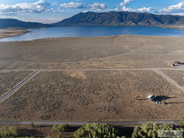 3709 Fisher Pointe Dr, Island Park, ID 83429