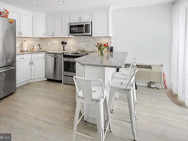 9 Pearl St #1G — Photo 20
