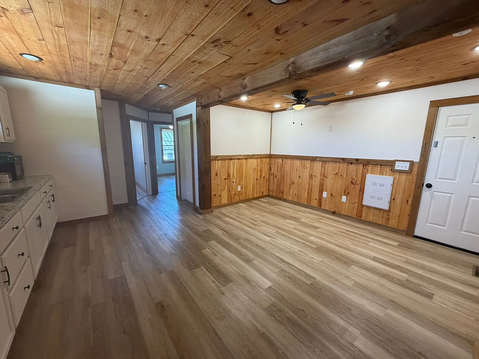 2 bed, 1.0 bath, 546 sqft, $1,250 — Photo 3